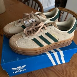NEW Adidas Gazelle Bold